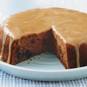 Sticky date cake